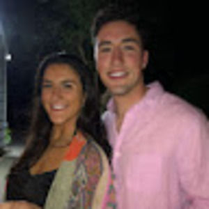 Meet your Posher, Abbey